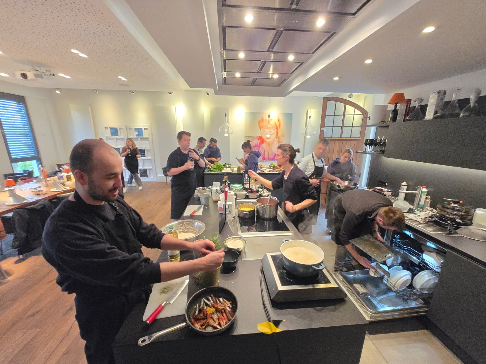 Gemeinsames Kochen beim Cogitaris-Team-Event