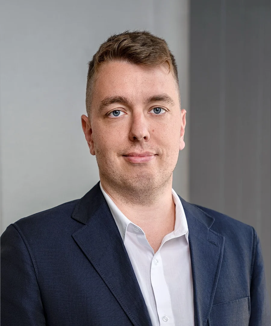 Porträt von Johannes Rabenschlag, Head of Data & Technology